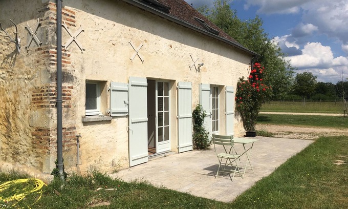 Ambillou House | Cozy Country House with Meadow View and Pool Access