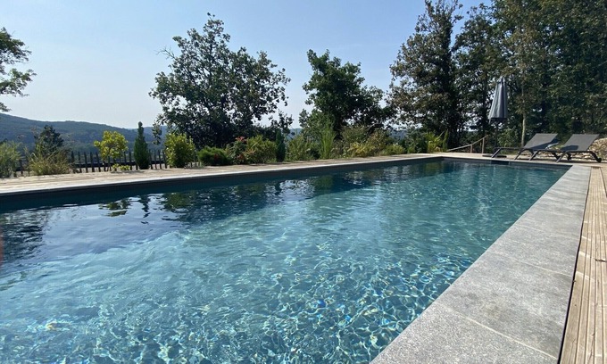 Les Molieres-Sud Villa | Elegant Maison d'Architecte in Dordogne Valley with Pool