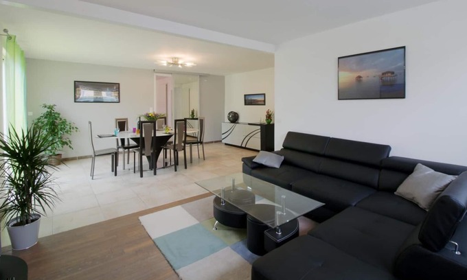 Begles Apartment | Maison D'aubéya - Begles