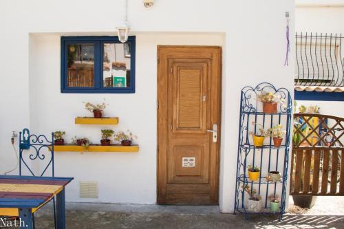 Ensues-la-Redonne House | Pet Friendly Maison d'Hôte du Jas with 9.4/10 Rating