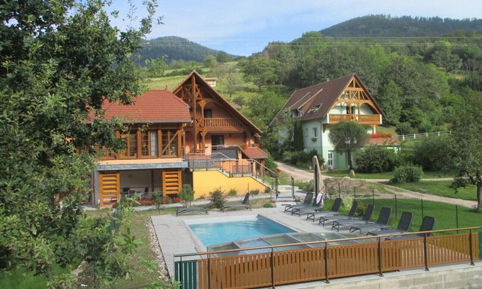 Breitenbach Bed & Breakfast | Guest Rated: 9.8 at Maison D'hôtes La Cerisaie with Pool