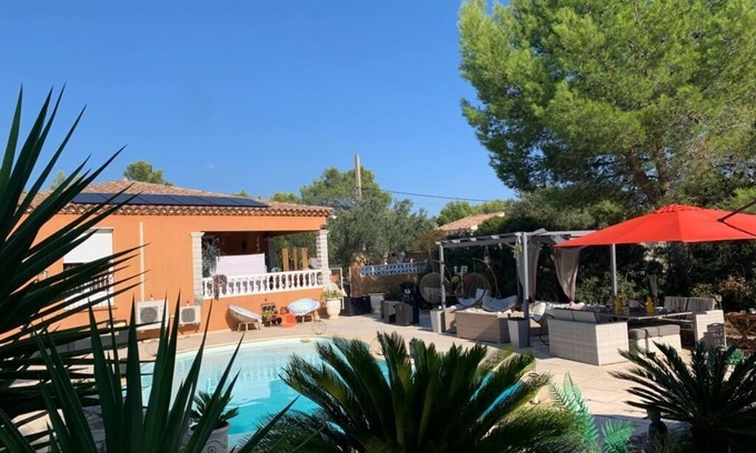 Les 3 Ponts Villa | Discover Ocean Views at Maison D'hôtes Les Huppes