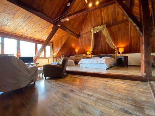 Meolans-Revel House | Oceanfront Oasis at Maison d’hôtes les Méans - Rated 9.7