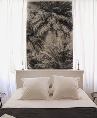 Gaillac Bed & Breakfast | Experience Maison d'Hotes Delga: 4-Star Oceanfront Retreat