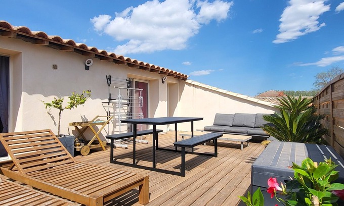 Marsillargues House | Cozy Retreat in the City Center for Small Families