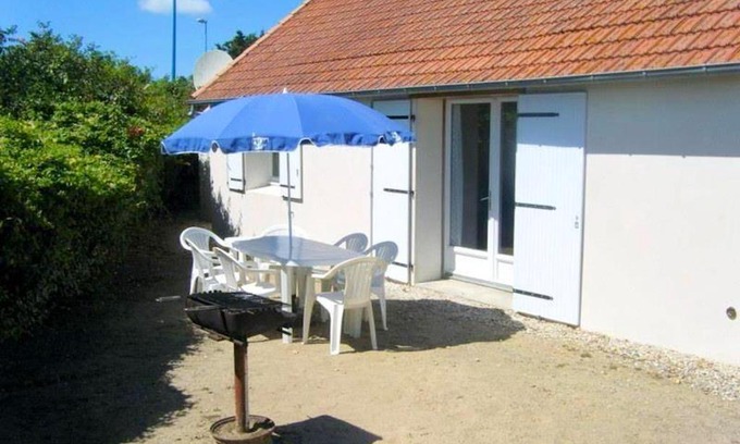 Beauvoir-sur-Mer House | Charming 3-Bedroom Home with Garden Near Beauvoir Beach