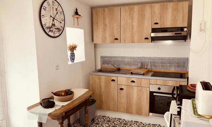 Saint-Lo-d'Ourville House | Cozy Maison de Campagne à la mer - Family-Friendly Escape