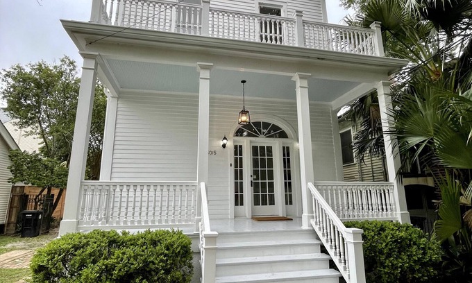 Uptown Historic District House | Historic Uptown Retreat: Near Tulane, Bars & Parades