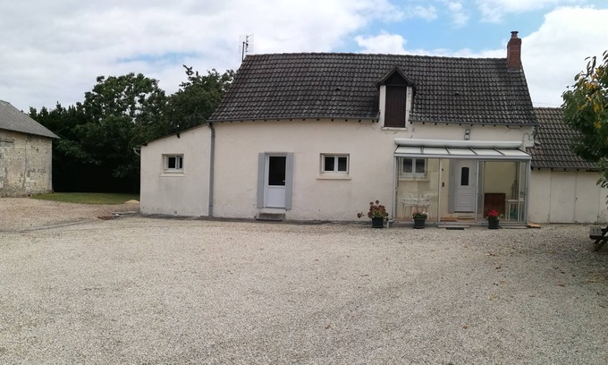 Azay-le-Ferron House | Idyllic Maison de Campagne: Spa & Ocean Views Await