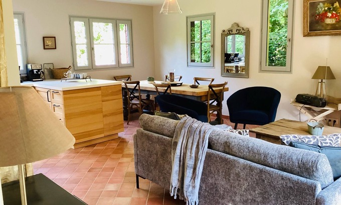 Le Brevedent House | Pet-Friendly Retreat at Maison de Campagne Rivière et Forêt