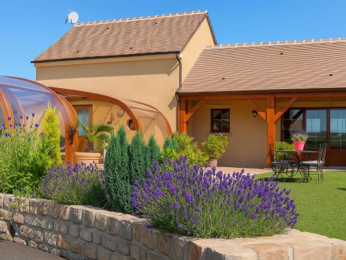 Pouligny-Notre-Dame House | Discover Maison de Charme en Berry: Spa, Pets Welcome & Bikes