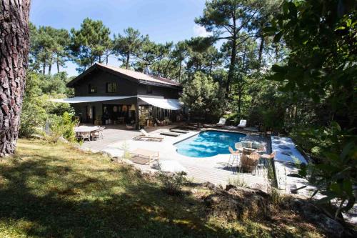 L'Herbe Villa | Charming Maison de Charme à l'Herbe: Pet-Friendly Retreat