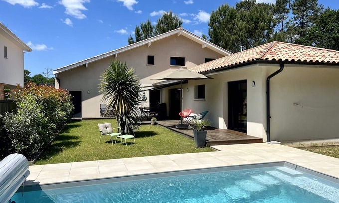 Angresse Villa | Relaxing Ocean View Retreat in Angresse with Private Pool
