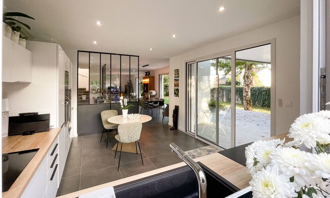 Corenc House | Maison de Charme Corenc, Proche Stations de Skis et Grenoble, 3 Chambres