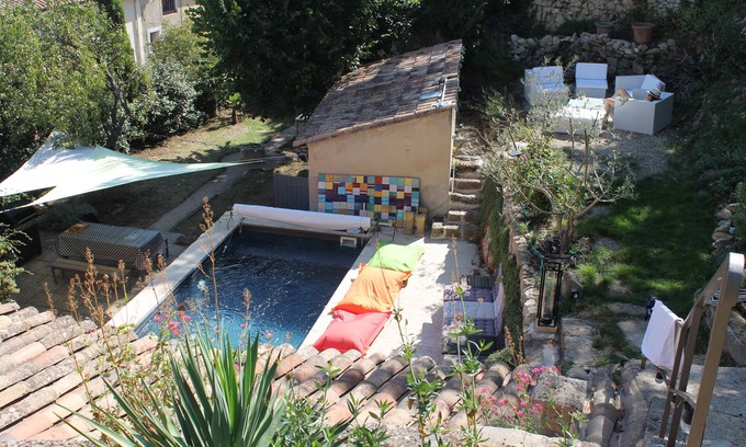 Rognes House | Enchanting Stay at Maison de Charme in Provençal Village