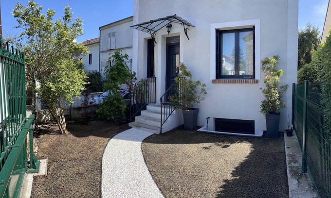 Saint-Cloud House | Maison de Charme: Ideal Location Near Paris & Olympic Sites