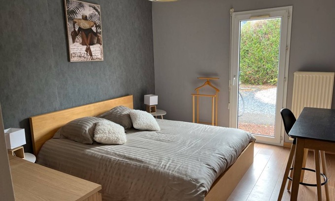 Sene House | Tranquil Maison de Delphine: Pet & Child Friendly Retreat