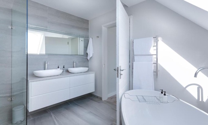 Pont-de-Cheruy Apartment | Pet-Friendly Getaway at Maison de la Chenté with Pool