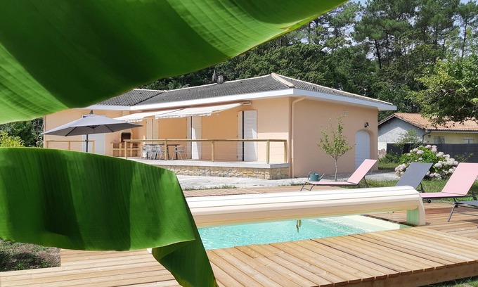 Gujan-Mestras House | Inviting Maison de Vacances with Pool and Garden Retreat