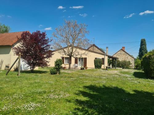 Baraize House | Welcoming Berry Vacation Home with Garden, Pets Allowed