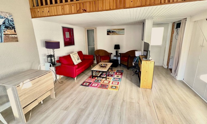 Le Barcares House | Comfortable T2 with Mezzanine in Le Lydia, Barcarès