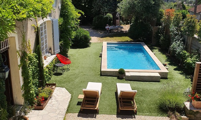 Ledignan House | Experience Unmatched Elegance at Maison de Vigneron