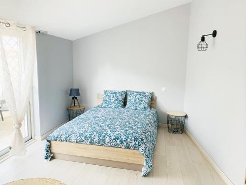 Chateauneuf-du-Rhone Apartment | Idyllic Retreat in Medieval Drôme - Family-Friendly Stay