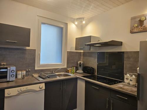 Le Fossat House | Cozy Village Home for Families & Pet Lovers