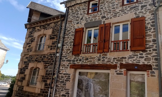 Pleaux Apartment | Charming Maison de Village Near Shops & Scenic Trails