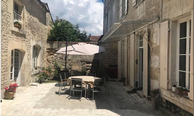 Cognac House | Experience Maison de Ville: Perfect for Family Getaways