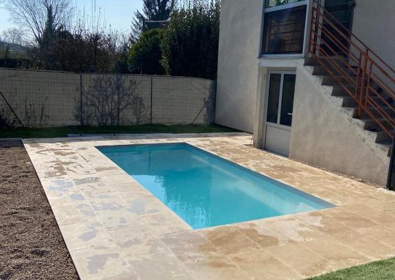 Nazelles-Negron House | Serene Maison de Vilvent: Family-Friendly Stay Near Château