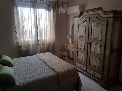 Valeggio sul Mincio Apartment | Top-Rated Maison Donatello with Hot Tub & Pet-Friendly Options