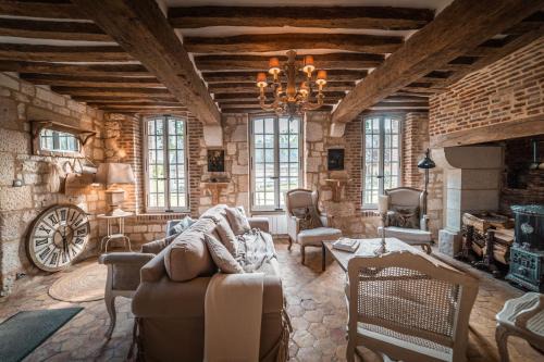 Duclair House | Discover Maison du Chapelain: Oceanfront Bliss Awaiting