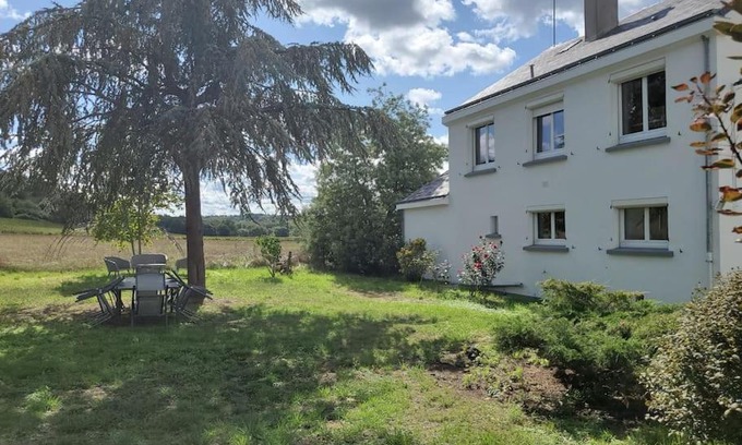 Loire Layon Aubance House | Family-Friendly Maison du Domaine: Perfect for Your Getaway