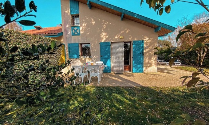 Saint-Julien-en-Born House | Maison duplex 4-6 persons near contis