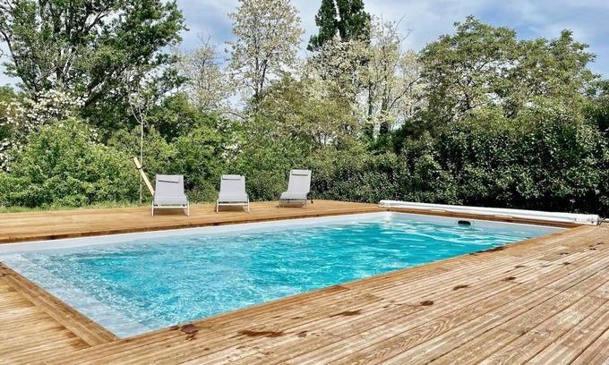 Sigoules House | Family-Friendly Maison Familiale Rénovée in Périgord