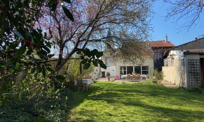 Velaine-en-Haye House | Family-Friendly Maison avec Grand Jardin and Perfect Reviews