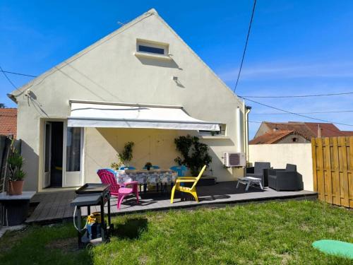 Bransat House | Maison familiale au cœur de l'Allier avec jardin clos, parking et climatisation - FR-1-489-588