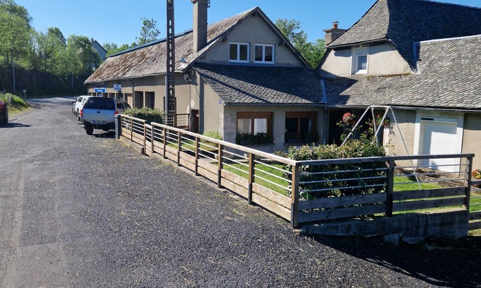 Laguiole House | Family-Friendly Retreat at Maison Familiale Laguiole
