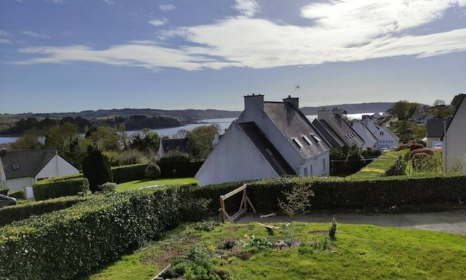 Finistere House | Family-Friendly Maison Proche Mer with Kitchen Amenities
