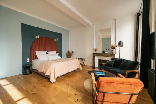 Hotel de Ville - Quinconces House | Experience Maison Fernand B&B with Oceanfront Views