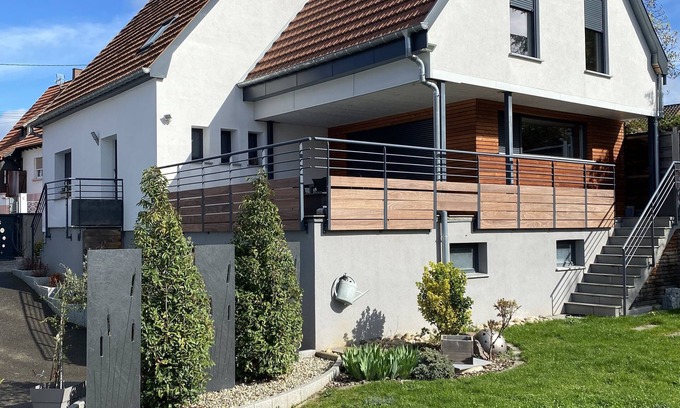 Griesheim-pres-Molsheim House | Family-Friendly Maison Individuelle with Ocean View & Pool