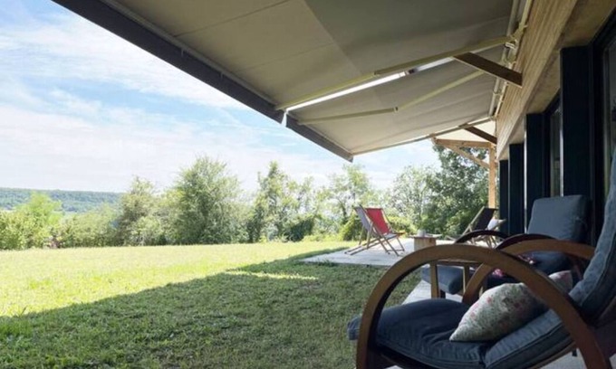 Lendou-en-Quercy House | Contemporary Wooden Maison with Family-Friendly Pool