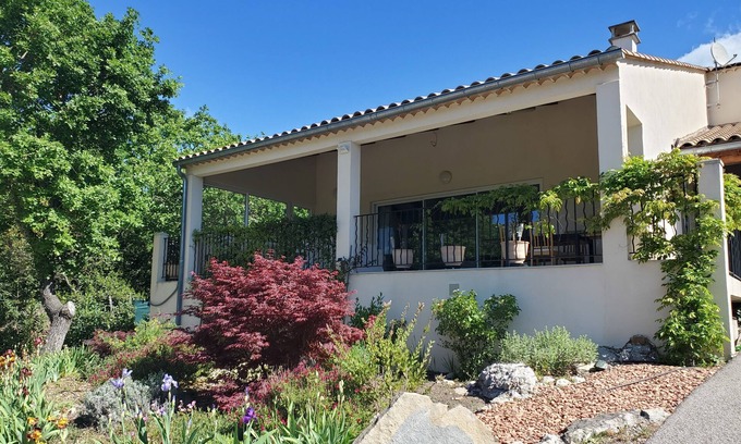 Saint-Hippolyte-du-Fort House | Modern Comfort at Maison: Panoramic Views & Family-Friendly