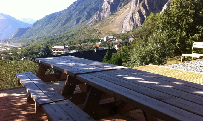 Saint-Martin-de-la-Porte Apartment | Maison de La Tour: Grand Perron Apartment for 15 in Maurienne