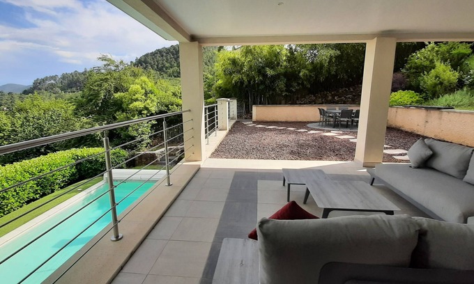Sainte-Cecile-d'Andorge House | Relaxing Retreat in the Cévennes with Pool and Panoramic Views