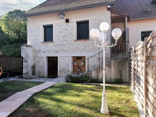 Sainte-Genevieve-les-Gasny House | Charming Maison de Charme in Sainte Genevieve with Garden