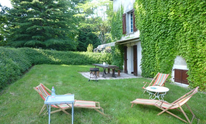 Genouillac House | 19th Century Country House with Spa & Pet-Friendly Stay