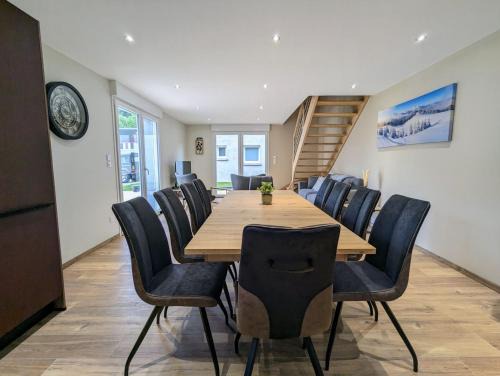 La Bresse House | Oceanfront Escape at Maison Gite Le Skieur - 4-Star Comfort