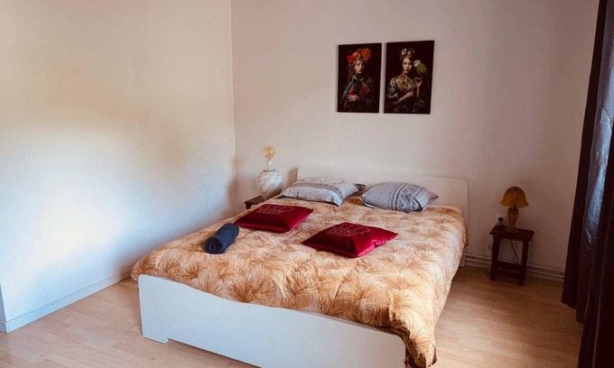 Haute-Vigneulles House | Maison Haute Vigneulles 3 chambres 1 lit double et 5 lits simples